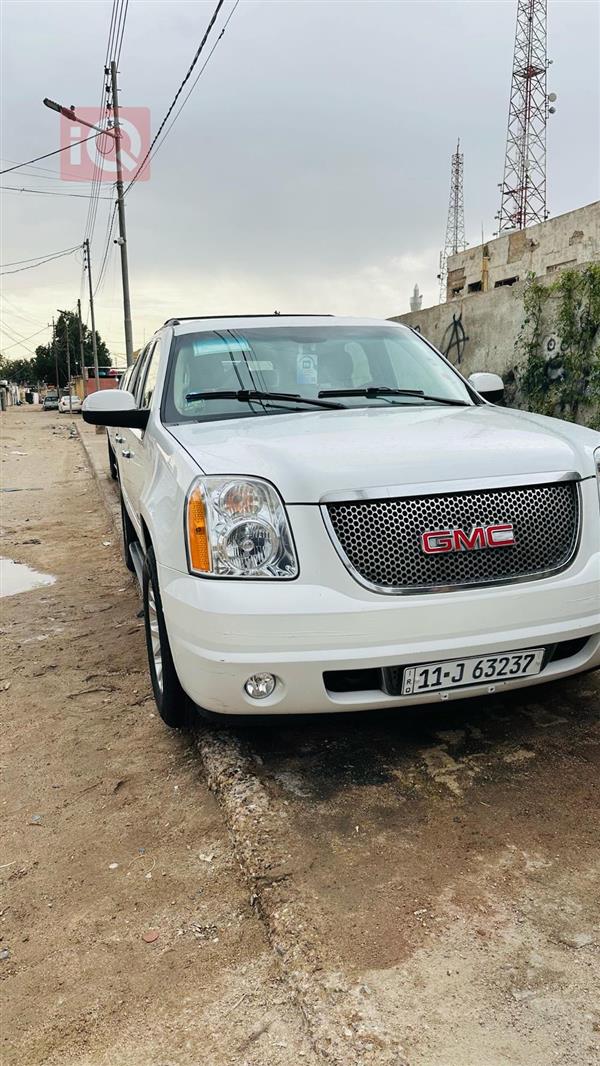 GMC Yukon 2010 for sale in Iraq - Basra